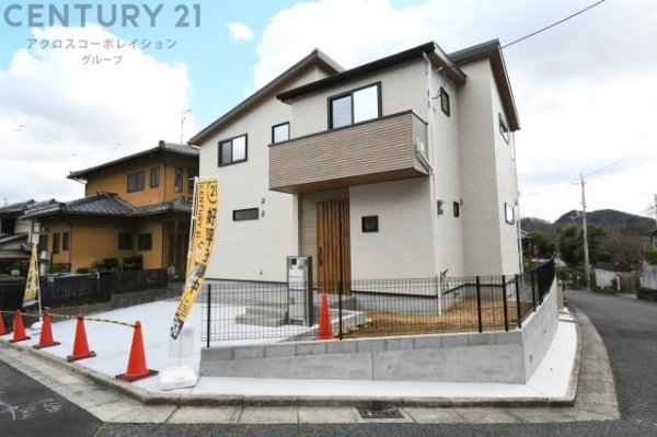 川西市けやき坂3丁目新築一戸建て