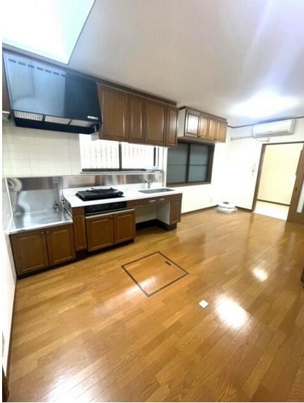 伊丹市平松３丁目中古テラスハウス