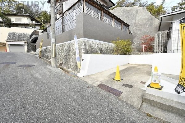 宝塚市仁川高丸１丁目の中古一戸建て