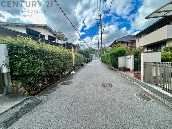 宝塚市千種４丁目の土地
