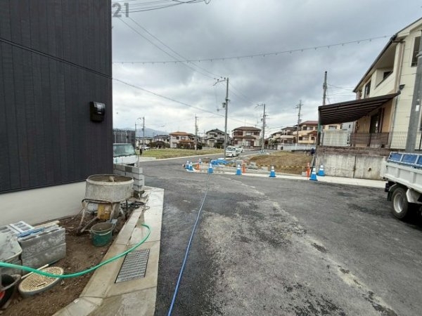 リナージュ川西市笹部23-1期　全15区画