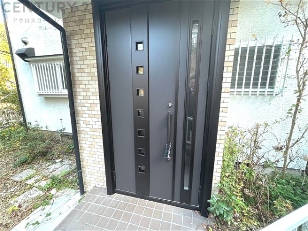 宝塚市塔の町の中古一戸建て