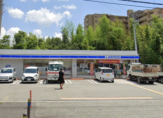 川西市平野1丁目の中古一戸建て(ローソン川西平野二丁目店)