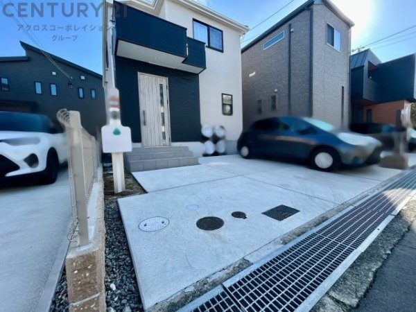 西宮市山口町名来１丁目の中古一戸建て