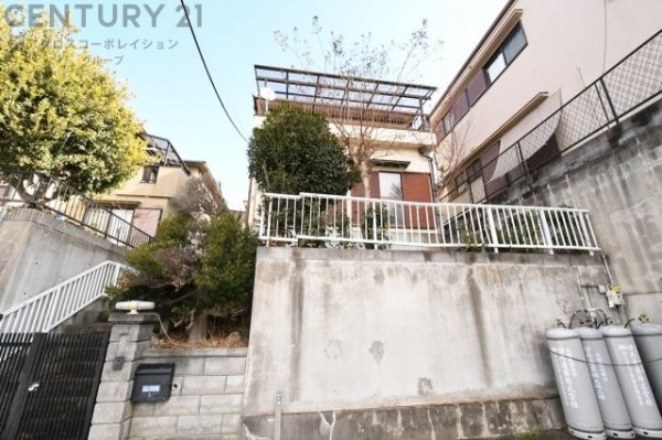 川西市錦松台中古戸建