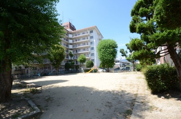 仁川スカイハイツ(高司第3公園)