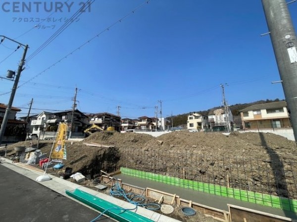 リナージュ川西市笹部23-1期　全15区画
