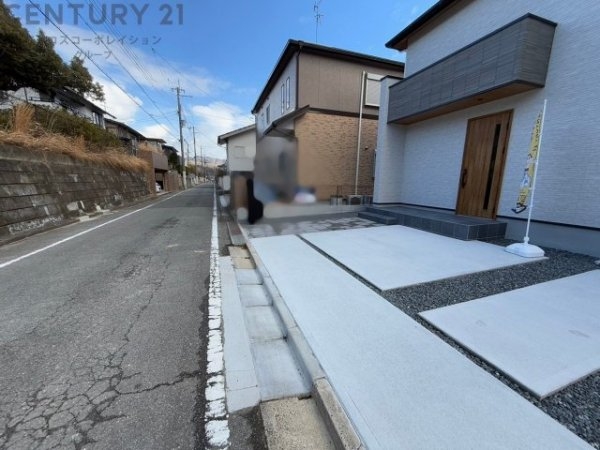 川西市緑台4丁目新築一戸建て