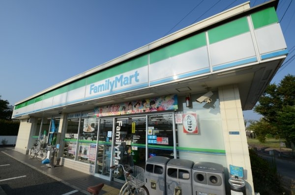 エンゼルハイムリバーサイド武庫川(ファミリーマート宝塚美幸町店)