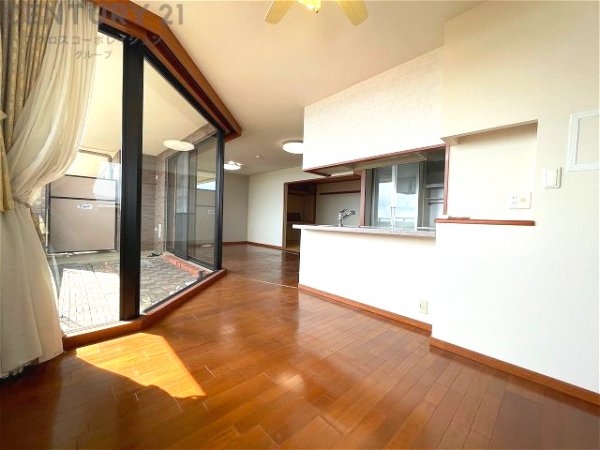 アンビエント雲雀丘花屋敷