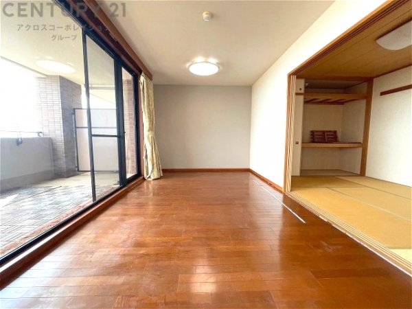 アンビエント雲雀丘花屋敷