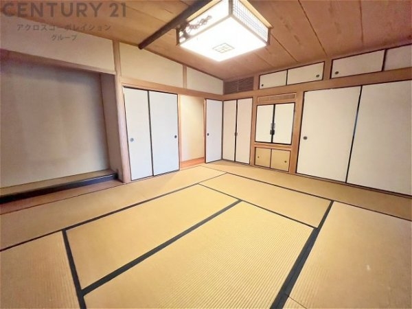 川西市平野１丁目の中古一戸建て