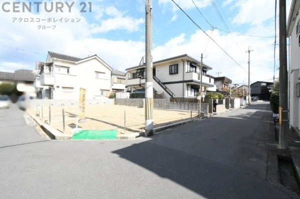 伊丹市松ケ丘２丁目の土地