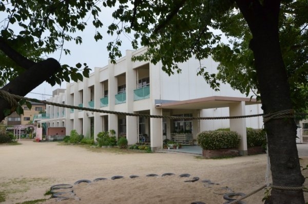 伊丹市桜ケ丘4丁目の土地(伊丹市立伊丹幼稚園)