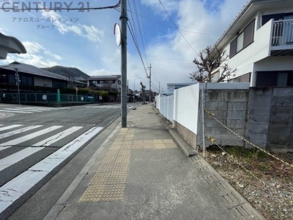 川西市清和台西4丁目売り土地