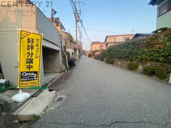 宝塚市御殿山4丁目新築一戸建て