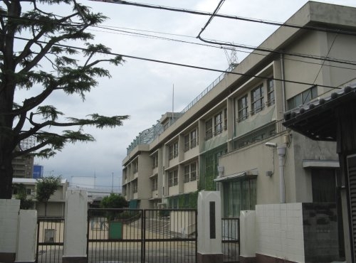 豊中市螢池北町3丁目の土地(豊中市立螢池小学校)