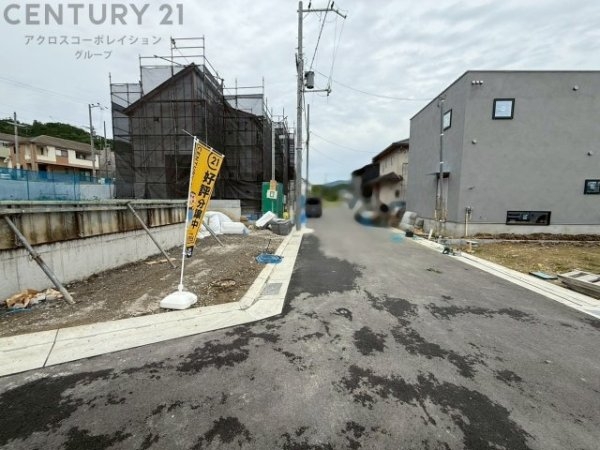 リナージュ川西市笹部23-1期　全15区画
