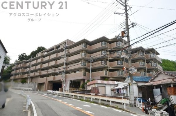 ヴェルビュ川西