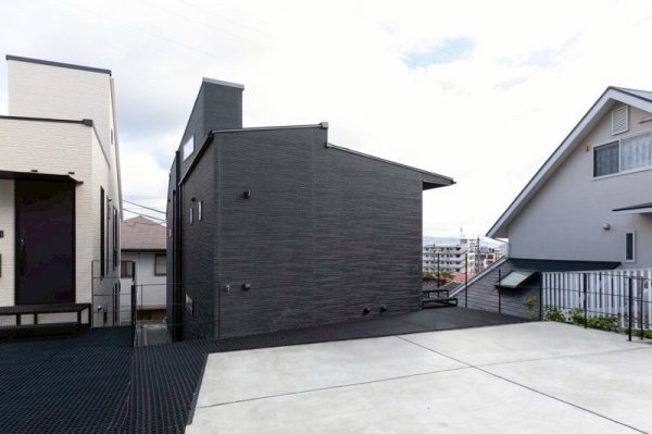 宝塚市千種2丁目新築一戸建て