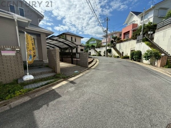 川西市丸山台３丁目の中古一戸建て