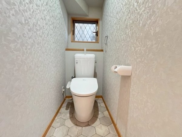 伊丹市東野４丁目の中古一戸建て