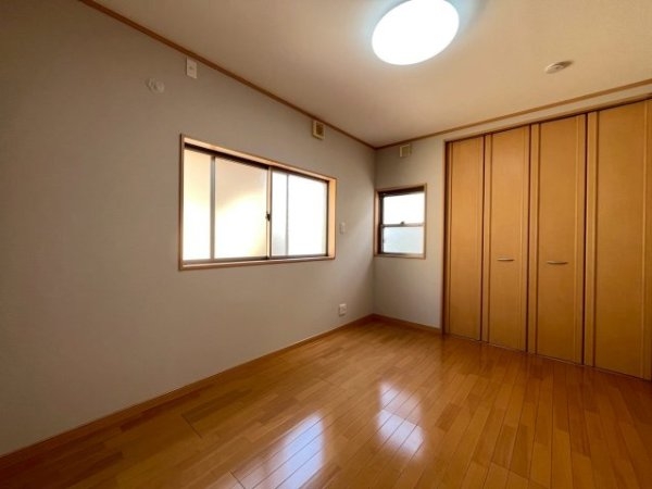 伊丹市東野４丁目の中古一戸建て