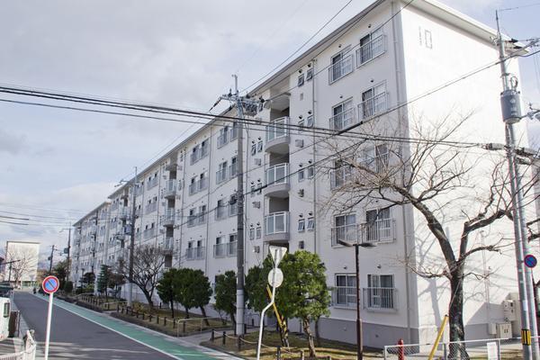 長岡天神ハイツ10号棟
