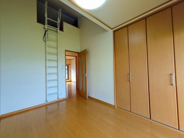 長岡京市神足橋本の中古一戸建て