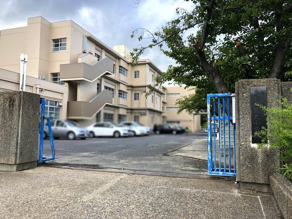 シャルマンコーポ神足(長岡京市立長岡第九小学校)