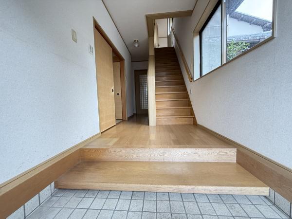 京都市西京区御陵峰ケ堂町２丁目の中古一戸建て