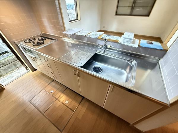 京都市西京区御陵峰ケ堂町２丁目の中古一戸建て