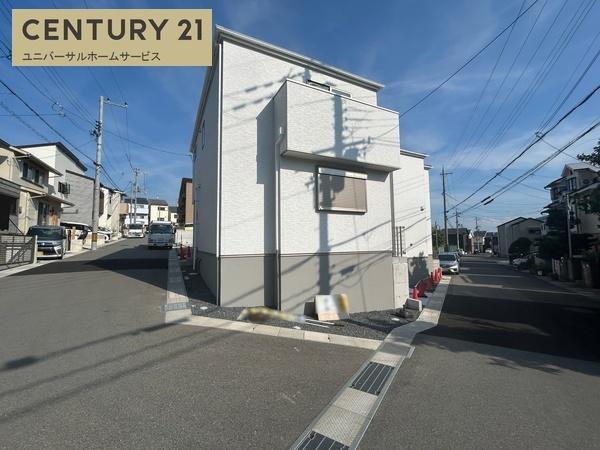 長岡京市奥海印寺太鼓山の新築一戸建(前面道路含む現地写真)