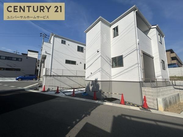 長岡京市奥海印寺太鼓山の新築一戸建(前面道路含む現地写真)