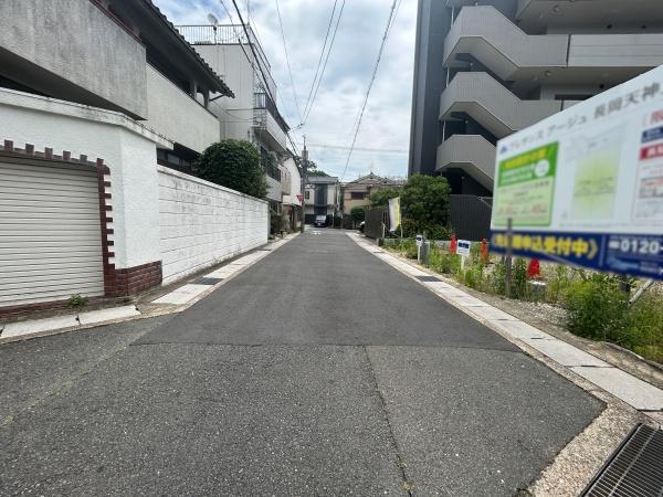 長岡京市長岡２丁目の土地