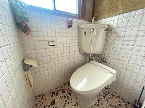 向日市寺戸町西垣内の中古一戸建て(トイレ)
