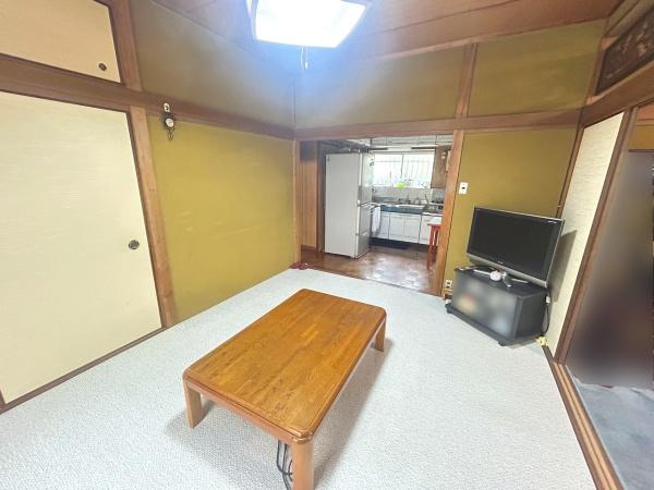向日市寺戸町西垣内の中古一戸建て(リビング)