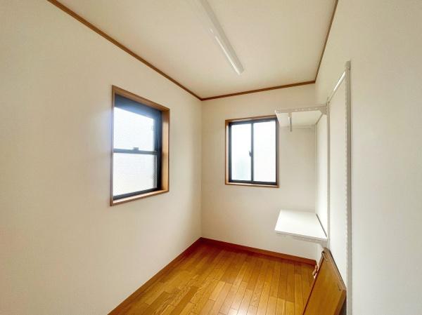 長岡京市金ケ原平井の中古一戸建て