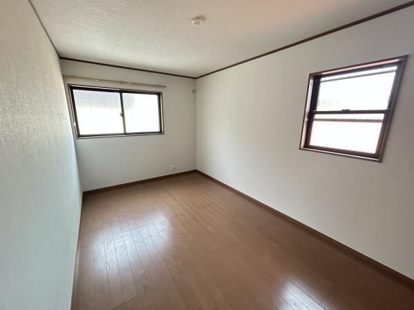 向日市寺戸町中村垣内の中古一戸建て