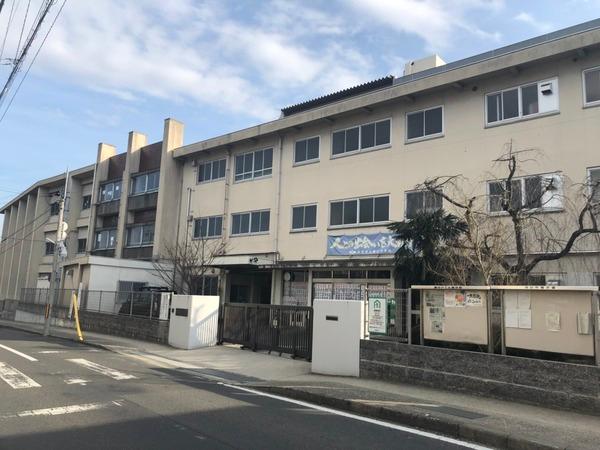 イトーピア向日マンションC棟(向日市立勝山中学校)