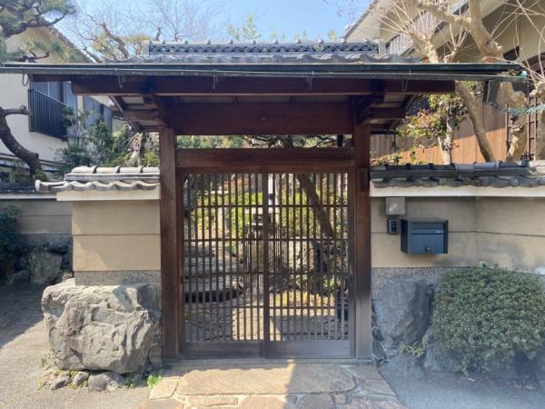 京都市右京区嵯峨天龍寺瀬戸川町の中古一戸建て