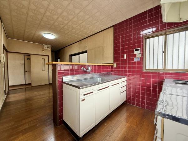 長岡京市西の京の中古一戸建