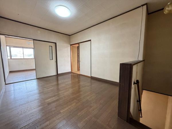 長岡京市西の京の中古一戸建