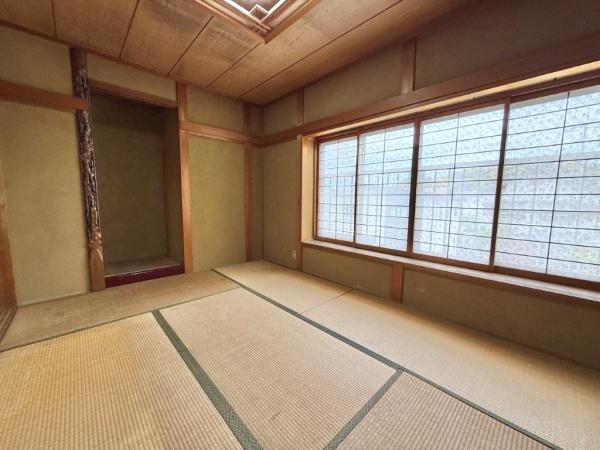 長岡京市西の京の中古一戸建