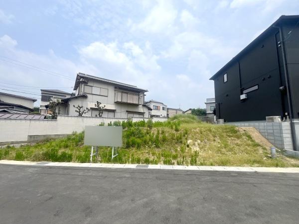 乙訓郡大山崎町字下植野小字梅ケ畑の土地