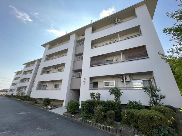 南円明寺ヶ丘団地1棟