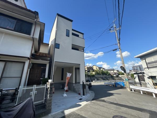 長岡京市こがねが丘の新築一戸建