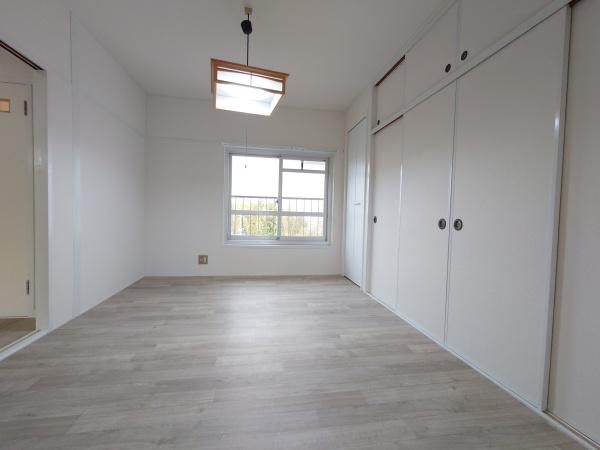 円明寺ヶ丘団地A棟(洋室)