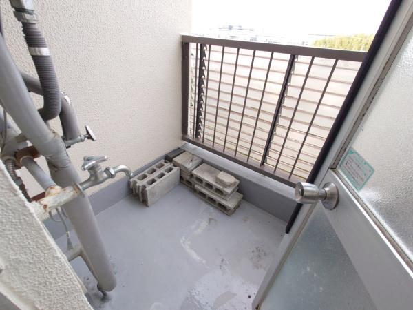 円明寺ヶ丘団地A棟(バルコニー)