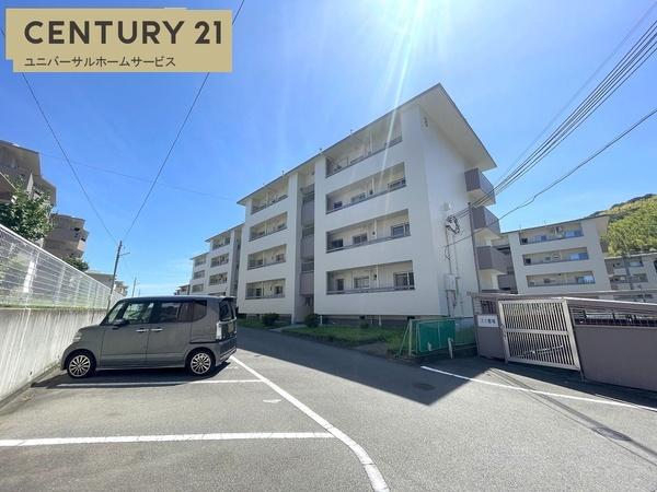 南円明寺ヶ丘団地8棟